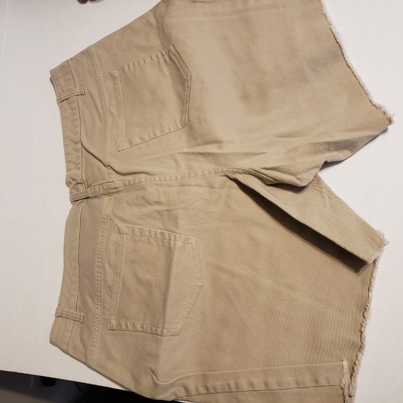 Faded Glory stretch tan shorts 22W - Picture 2 of 4